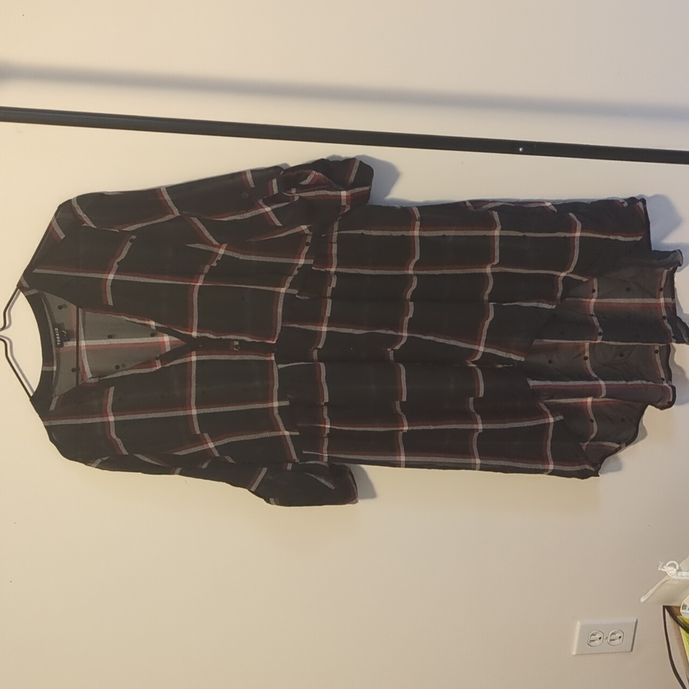 Torrid sheer blouse size 1